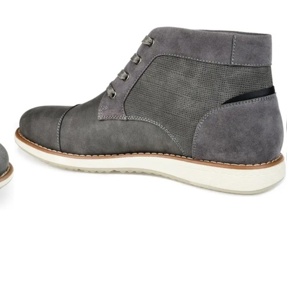 NIB Vance Austin gray Chukka boot size 9 - Picture 2 of 7